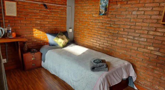Номер Standard Cafe Beyond and Guest House