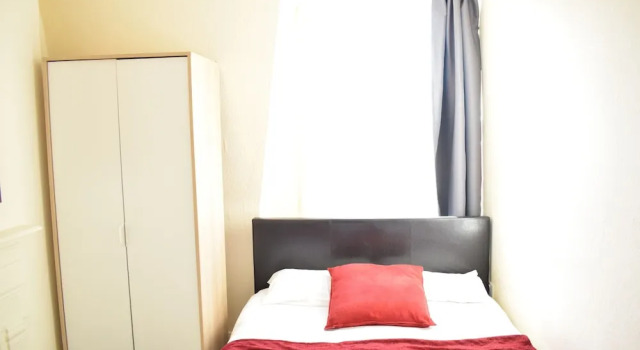 2 Bedroom Flat In Central London, Забронировать Отель Отели Лондона 3 звезды, рядом с Деловой район Паддингтон-Сентрал, 3*