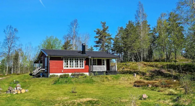 Коттедж 4 person holiday home in Färgelanda