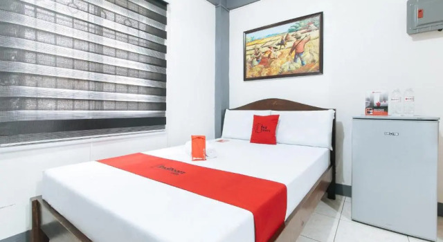 Двухместный номер Standard RedDoorz at A&F C5 Pinagsama Taguig