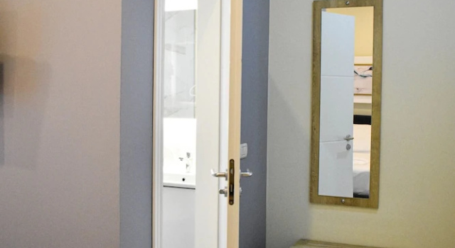 Трёхместный номер Comfort с балконом DelMar Apartments