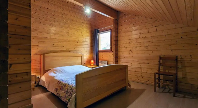 Chalet chaleureux avec terrasse, proche forêt et sentier, à 15 km des stations de ski de Gérardmer - FR-1-589-247, Забронировать Шале Виллы Вогезы, Вилла