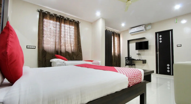 Номер Deluxe Hotel & Suites by Habitat