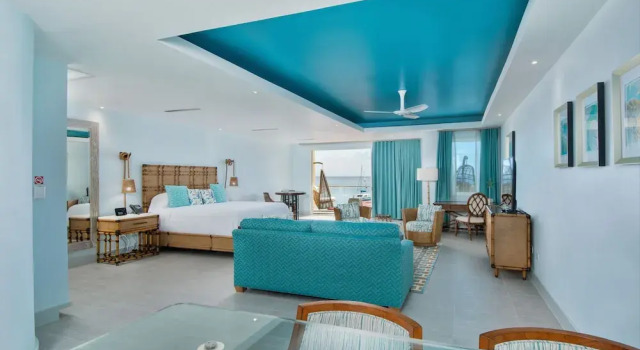 Двухместный люкс с балконом и oceanfront Cane Garden Bay Beach Hotel