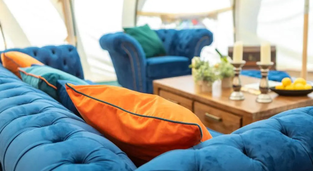 8-bed Lotus Belle Mahal Tent in The Wye Valley, Varaa Leirintäalue Telttailu ja glamping kohteessa Merseyside, Leirintäalue