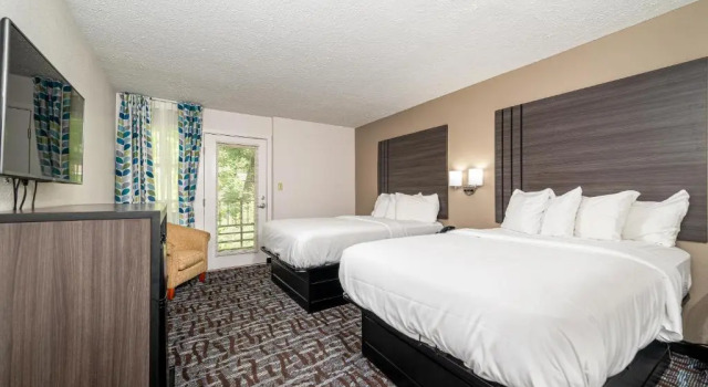 Bear Creek Inn Gatlinburg, TN, Забронировать Мини-отель Мотели Гатлинберг, Мотель