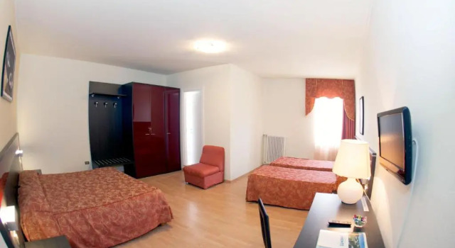 Четырёхместный номер Standard Hotel Pinamonte