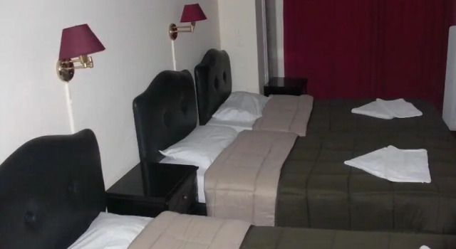 Трёхместный номер Standard с балконом Delfini Hotel