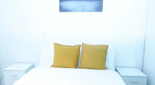 Апартаменты Bright 2BR Apartments Quays