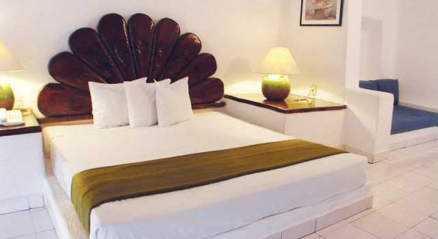 Трёхместный номер Standard с балконом Vista Playa de Oro Manzanillo