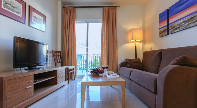 Apartamentos Marina Turquesa, Забронировать Апарт-отель Апарт-отели Нерха, рядом с Tuesday Market, Апарт-отель