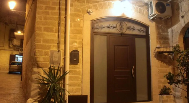 DeShome Guest House, Забронировать Гостевой дом Отели в центре Бари, в центре