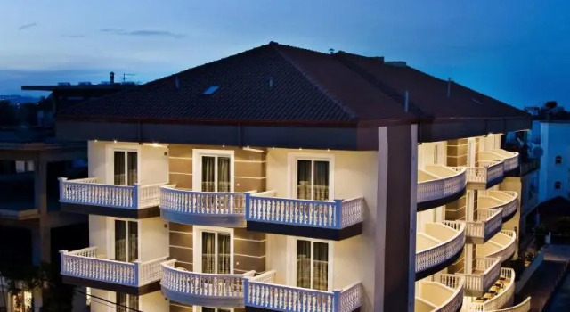 RG Status Hotel