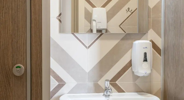 Кровать в общем номере Lobby Collective Hostel - Lecce