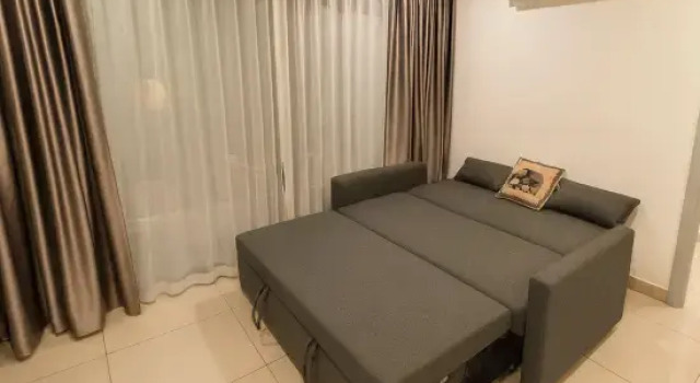 Modern 2 Bedroom Condo in Pratumnak, Забронировать Отель Бангламунг Паттайя