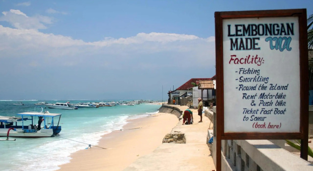 Двухместный номер Deluxe с балконом Lembongan Made Inn