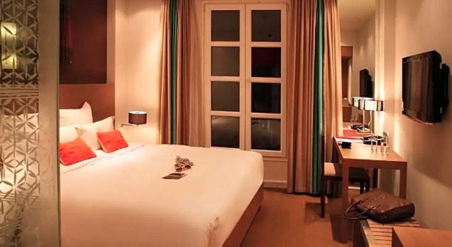 Номер Standard с видом на город Mercure Hanoi La Gare Hotel