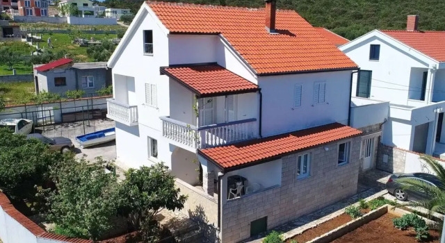 Apartments Lemes - One Bedroom Apartment With Garden View Apt4, Забронировать Апартаменты/квартира Отели Срезер с парковкой, Парковка