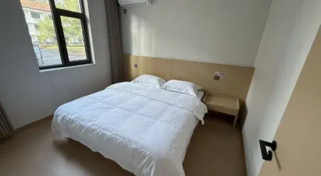 Люкс Jimeng Yunjv Homestay Hotel (Qingzhou Museum Fangongting Park)