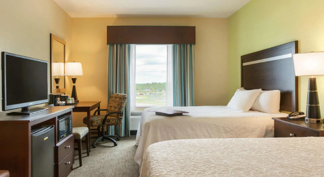 Четырёхместный номер Standard Hampton Inn Belton/Kansas City area