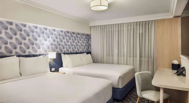 Четырёхместный номер Standard The Beachcomber Hotel & Resort, an Ascend Collection Resort