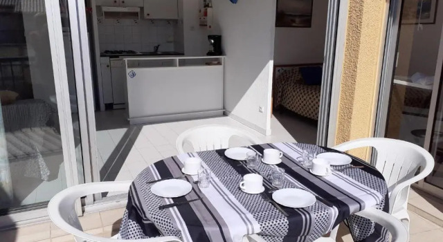 3 Pièces terrasse vue MER et PISCINE Plage Richelieu CAP D'AGDE, Rezervovat Hotel Hotely v Cap d'Agde s parkováním, Parkování