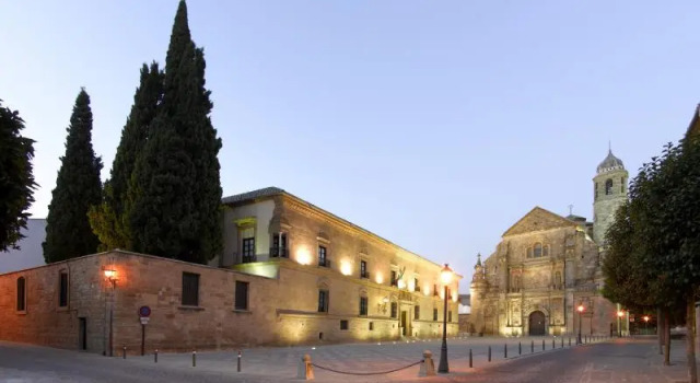 Полулюкс c 1 комнатой Parador de Ubeda