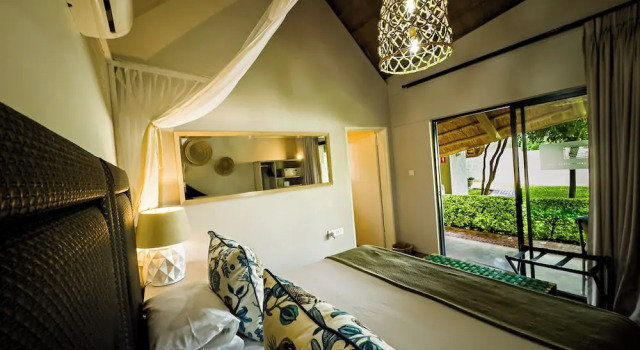 Номер Standard Shearwaters Explorers Village