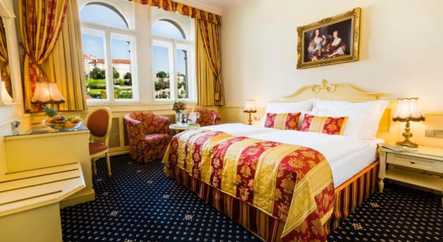 Двухместный номер Deluxe Luxury Family Hotel Royal Palace