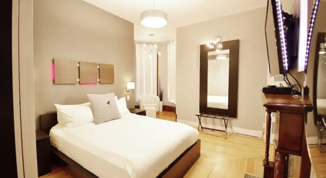 Deluxe Suite Château Queen by Bower Boutique Hotels