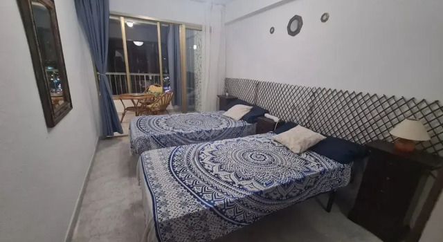 Апартаменты City Apartment With Pool Access