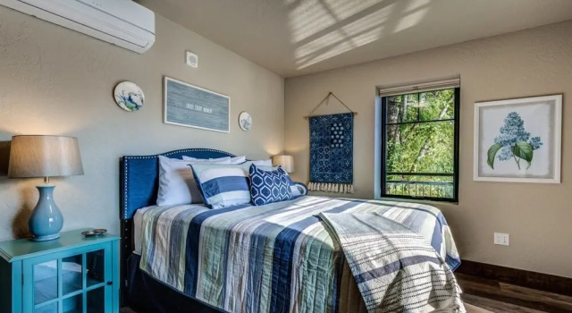 Life`s a Beach, Book Hotel Sandpoint 