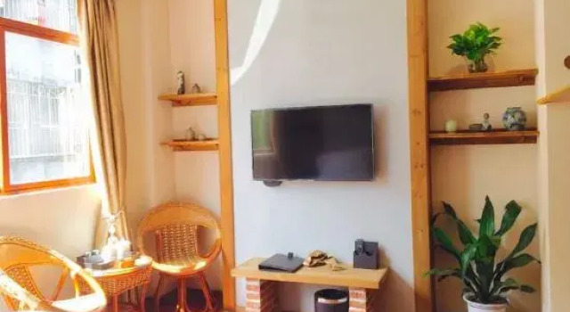 Lugu Inn (Luohu Lushan Art Town), Rezerwuj Hotel Hotele w Shenzhen z parkingiem, Parking