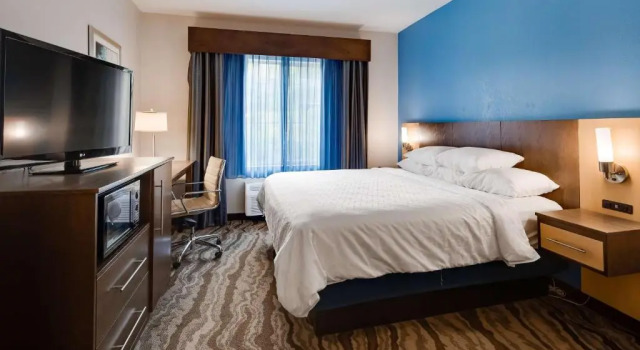 Люкс с видом на реку Best Western Plus River Escape Sylva / Dillsboro
