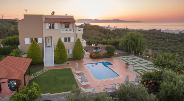 Вилла Villa Aretousa 2