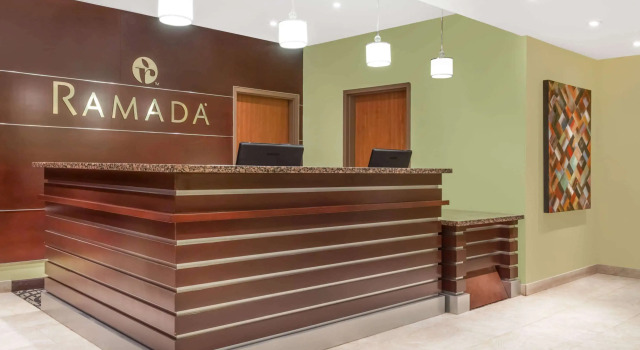 Ramada by Wyndham Carlyle, Rezerwuj Hotel Carlyle Saskatchewan