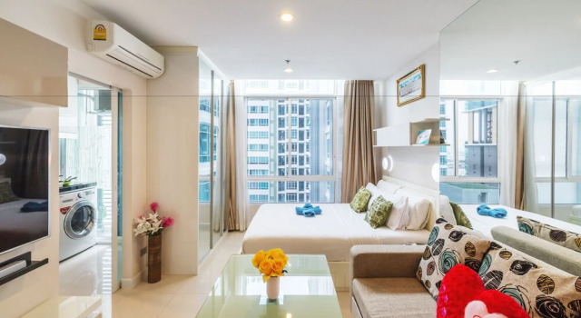 The Sky Sukhumvit By Favstay, Забронировать Отель Отели Бангкока с бассейном, Бассейн