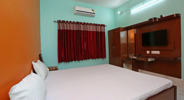 SPOT ON 43833 Hotel Valley, Rezervovat Hotel Roorkee Uttarakhand