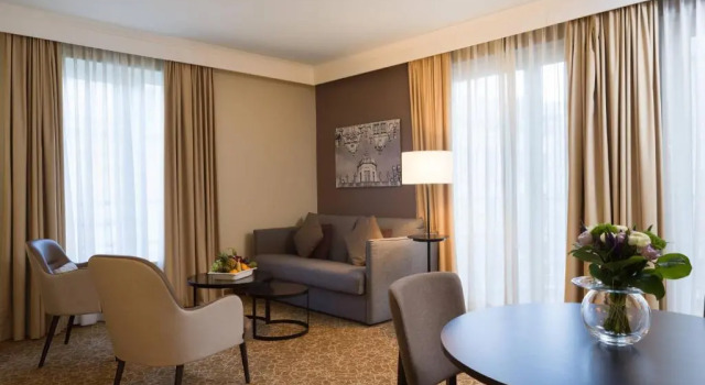 Апартаменты с 2 комнатами с балконом Marriott Executive Apartments Brussels