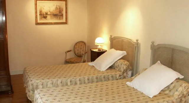 Gîte Bléré, 4 pièces, 6 personnes - FR-1-381-475, Boek Hotel Hotels in Centre met parkeren, Parkeren