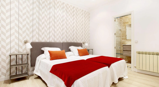 Wonderful 2 bedroom apartment perfect location . Chamberí