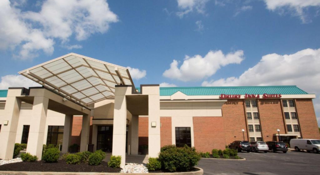 Drury Inn & Suites St Joseph, Prenota Hotel Hotel a Missouri con piscina, Piscina