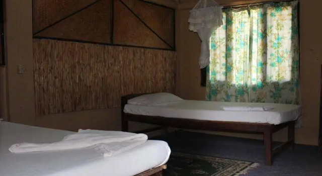 Hotel Chitwan Park Cottage, Забронировать Отель Читван провинция Багмати-Прадеш