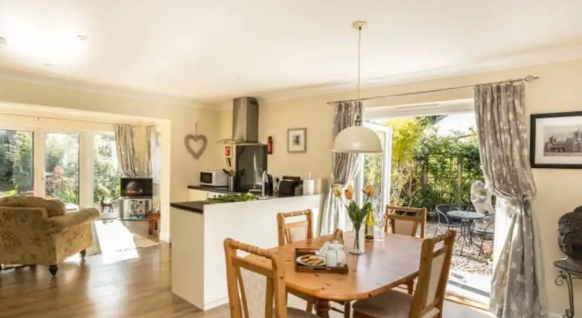 Abbeyside Holiday Cottage, Забронировать Дом для отпуска Виллы Шотландских границ, Вилла