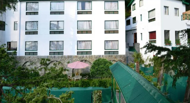 Двухместный номер Standard с видом на горы Honeymoon Inn Shimla