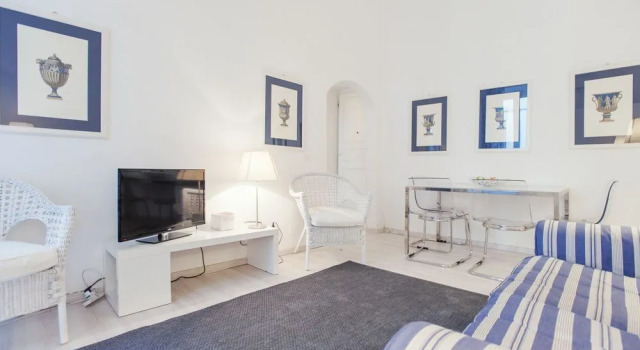 Via Veneto - WR Apartments, Забронировать Апартаменты/квартира Отели Рима с парковкой, рядом с Универмаг La Rinascente, Парковка