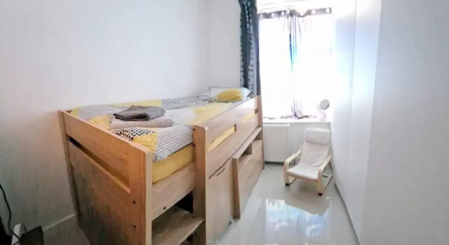 Modern 3-bed House in Surrey Quays, Забронировать Отель Отели Англии 3 звезды, 3*
