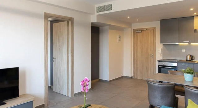 Апартаменты Deluxe Anais Apartments
