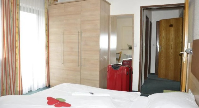 Hotel-Pension Starchlhof, 予約 ホテル Maistatt 