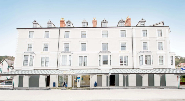Travelodge Llandudno, Забронировать Отель Отели Лландидно 3 звезды, рядом с Tina Holley Gallery, 3*